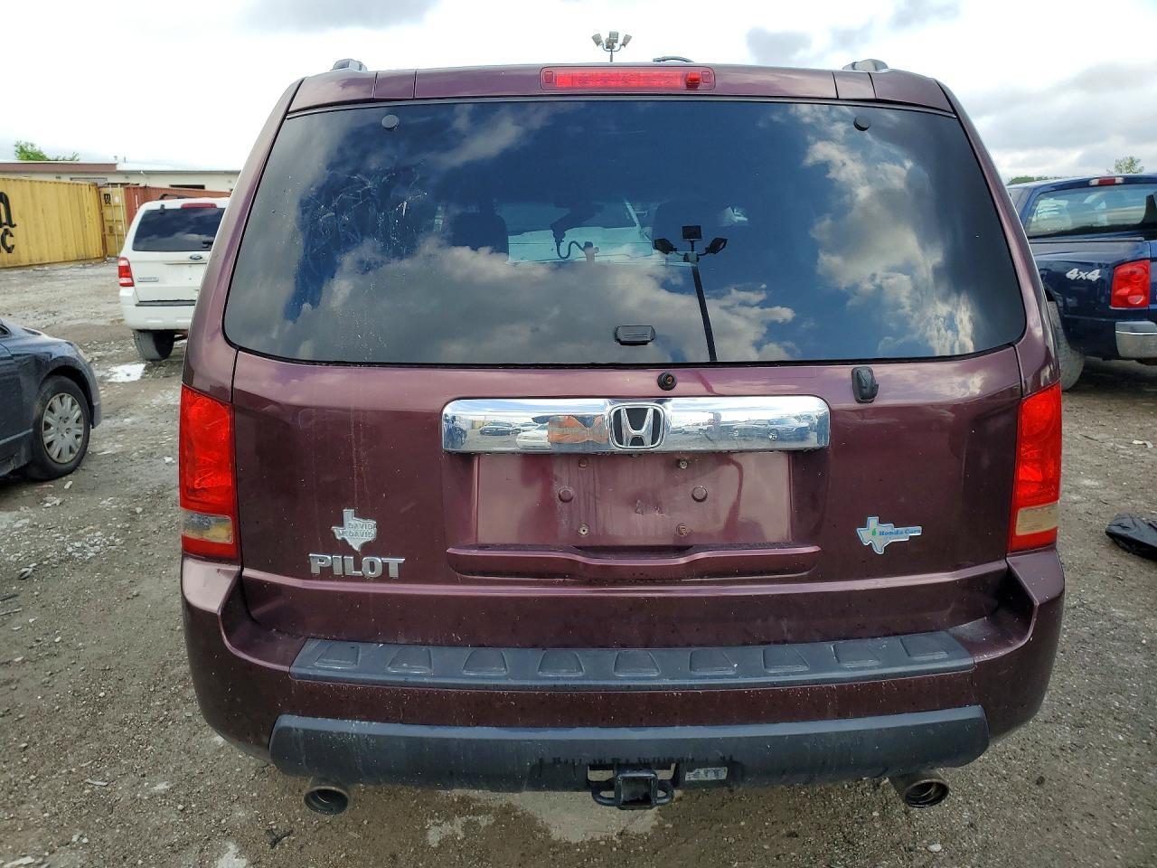 2011 HONDA PILOT
