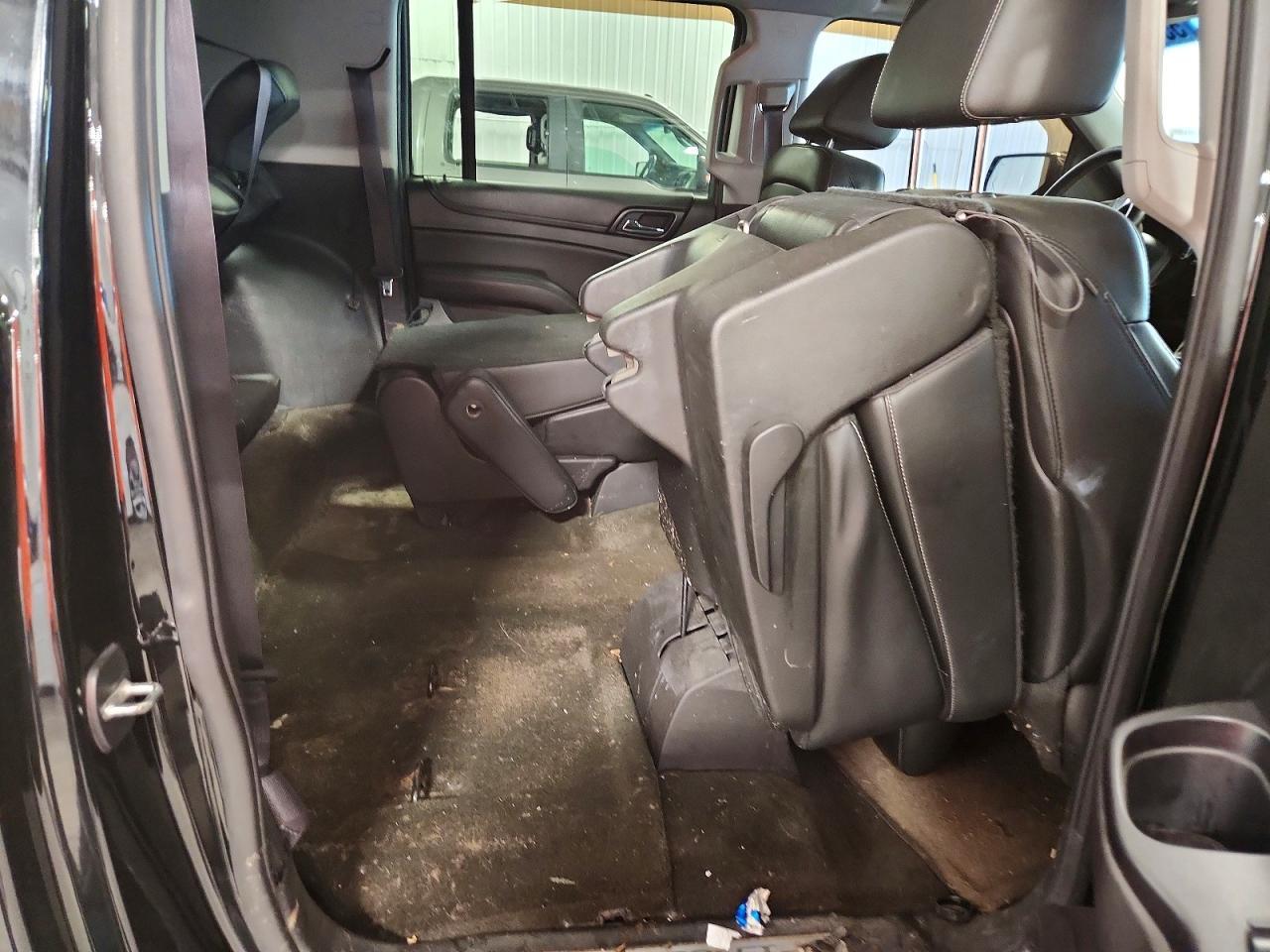2015 CHEVROLET Suburban