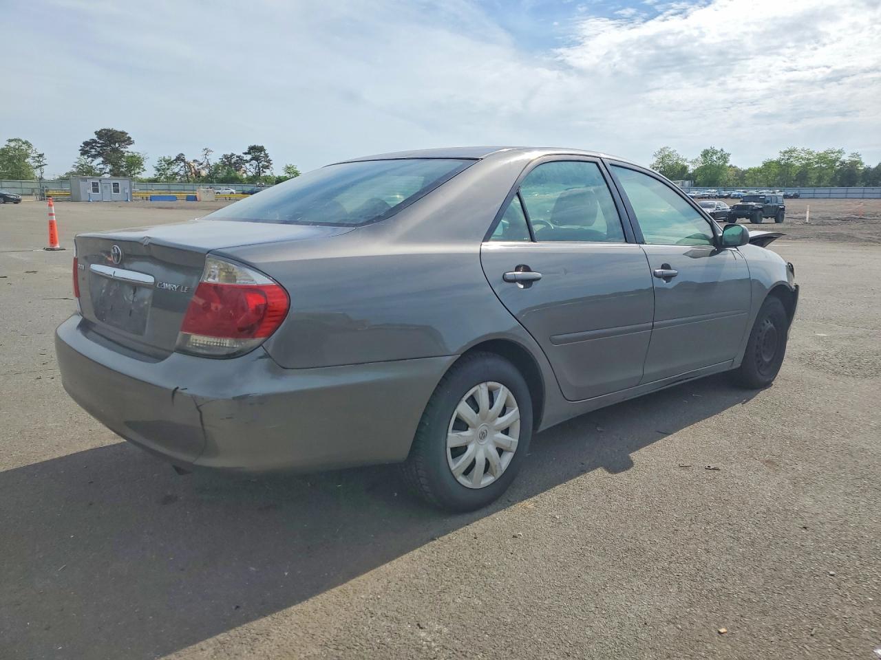 2005 TOYOTA CAMRY