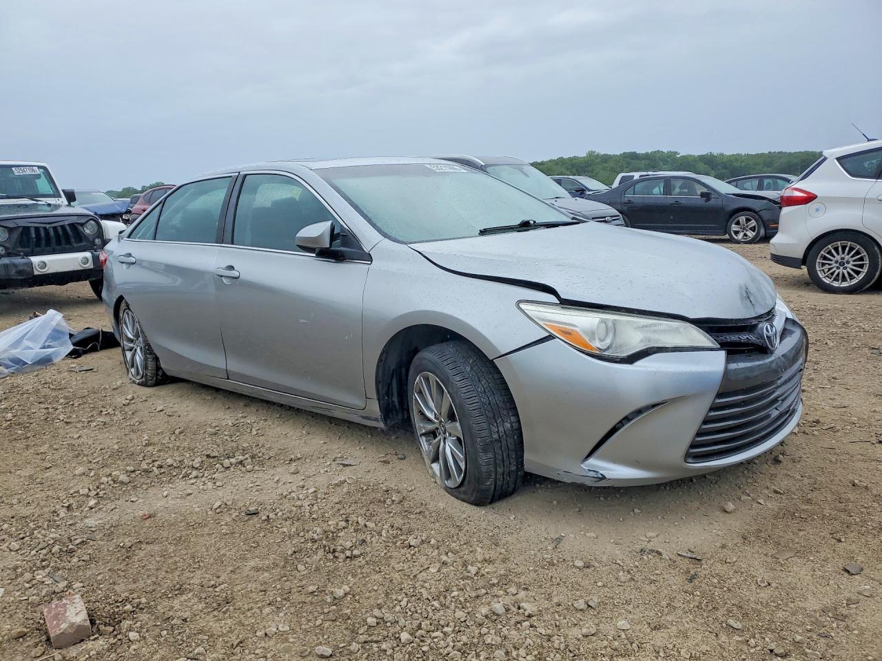 2017 TOYOTA CAMRY