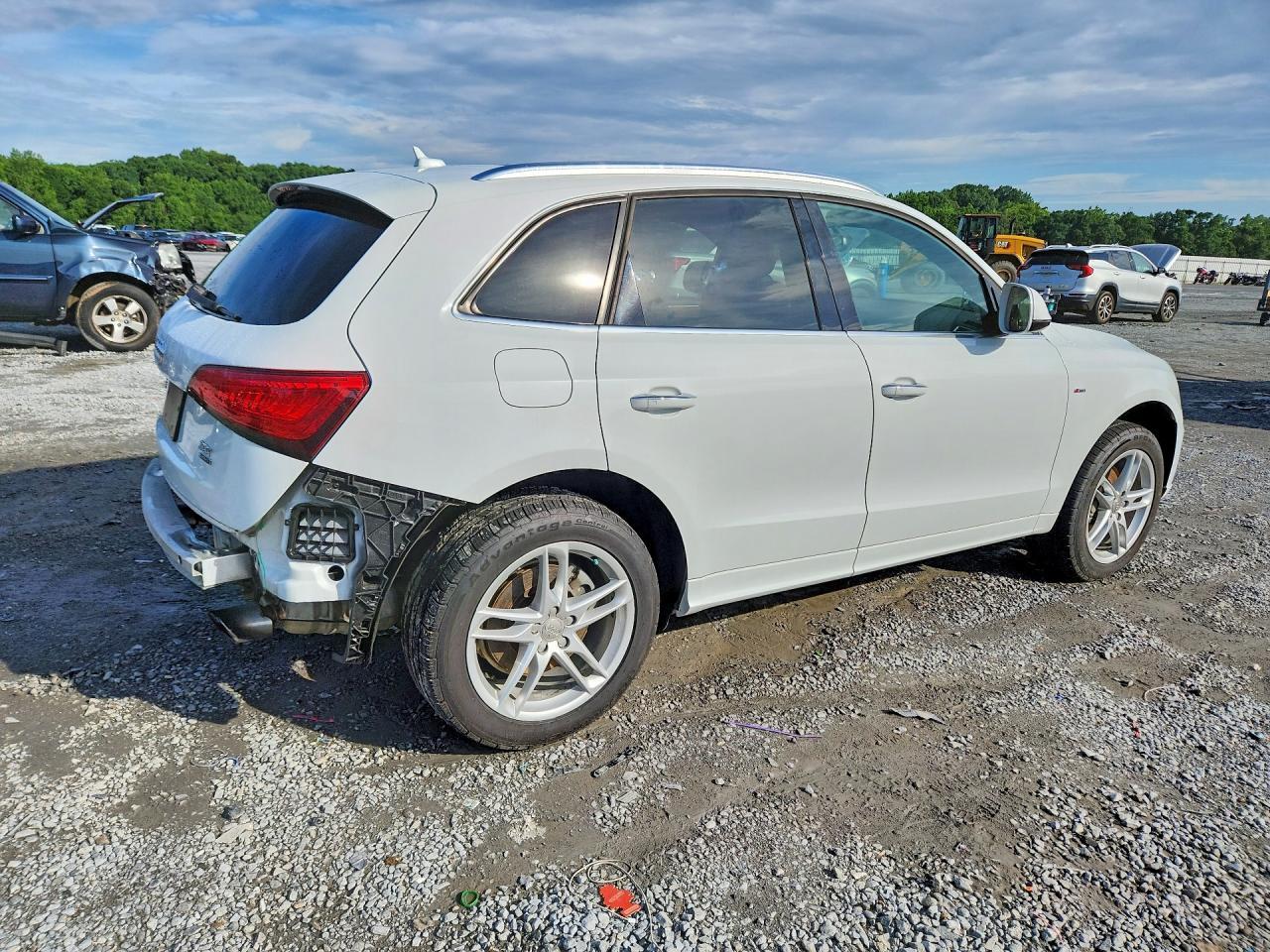 2016 AUDI Q5