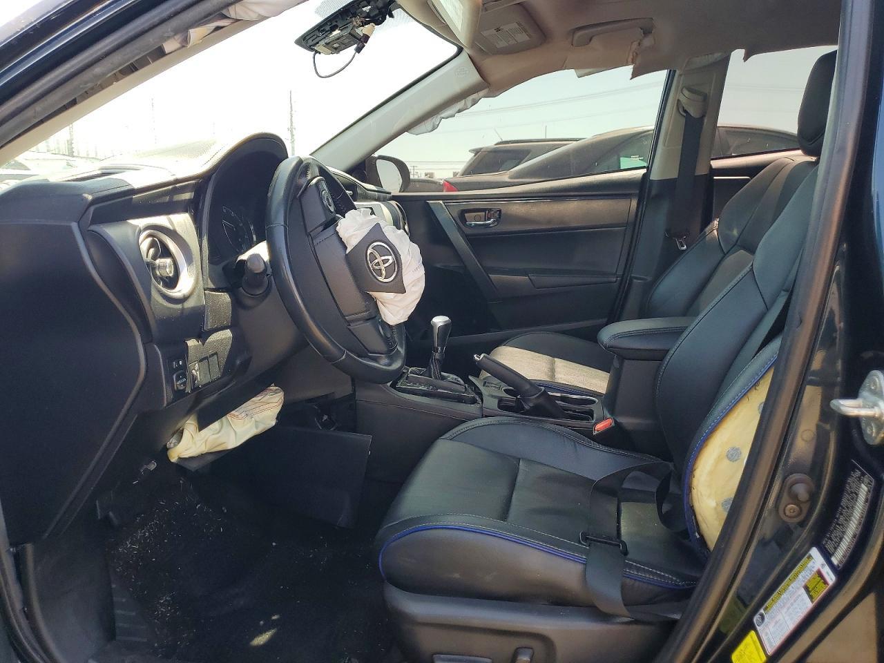 2019 TOYOTA COROLLA