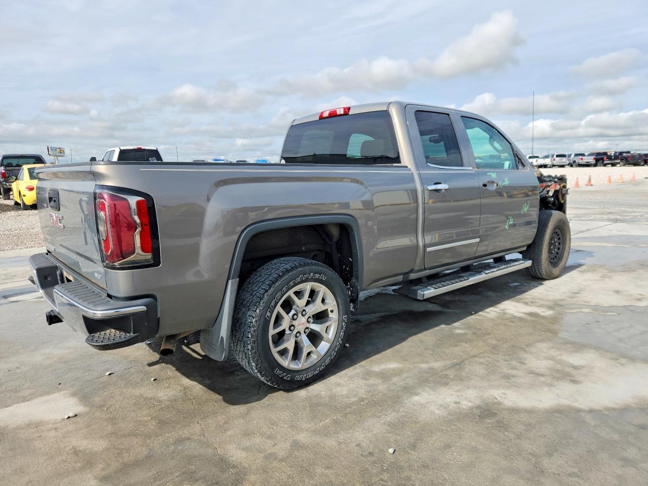 2017 GMC Sierra