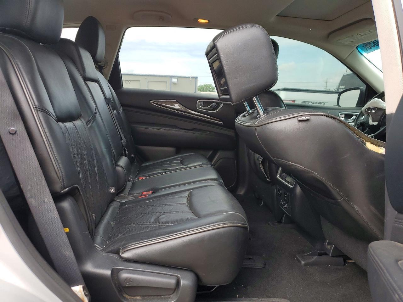 2015 INFINITI QX60