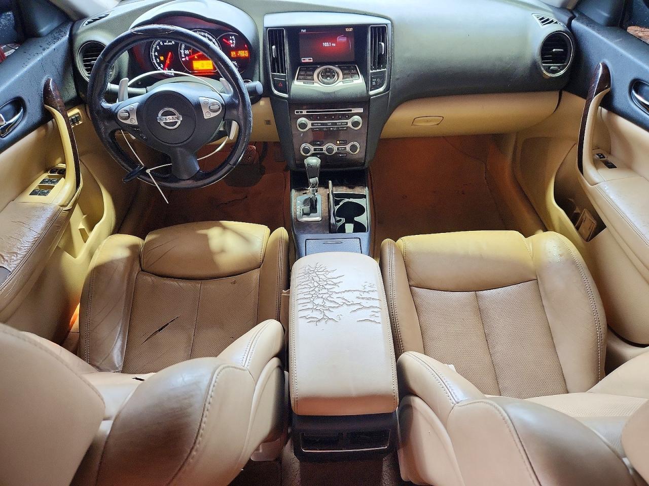2011 NISSAN Maxima