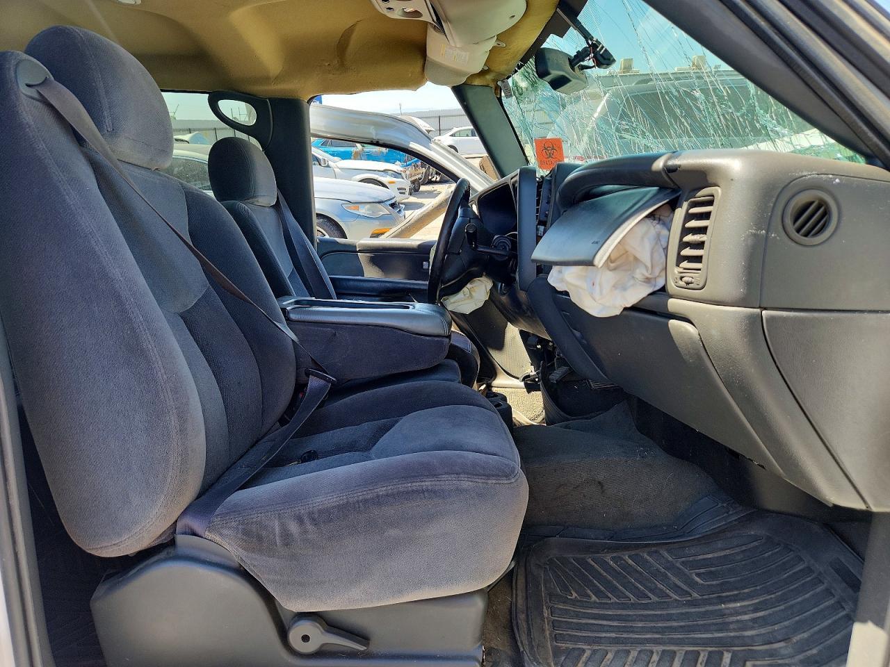 2004 GMC Sierra