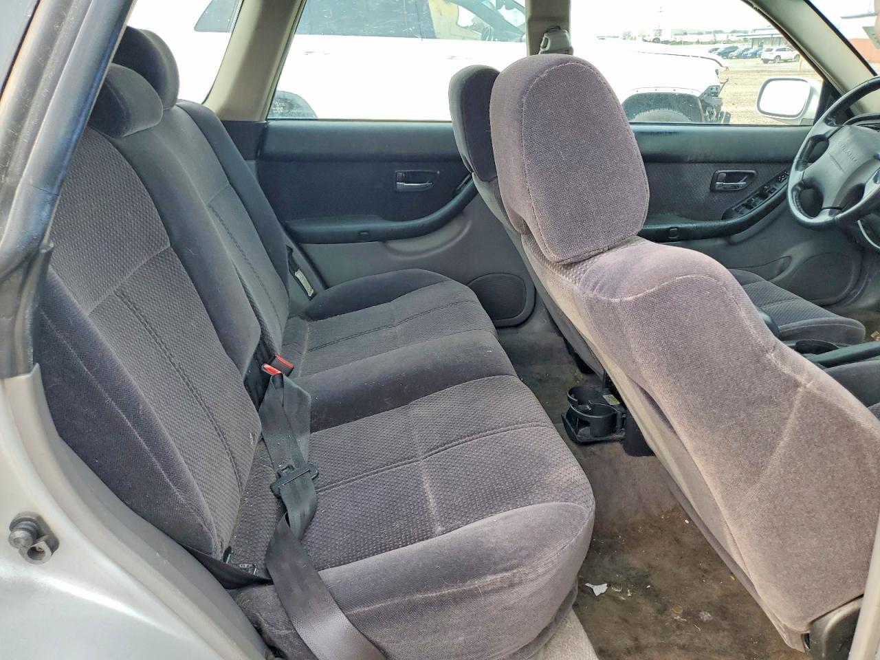 2004 SUBARU Legacy