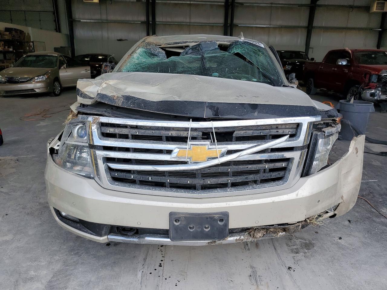 2015 CHEVROLET Suburban