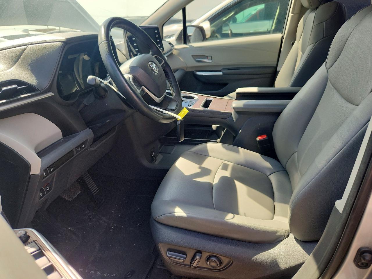 2021 TOYOTA SIENNA
