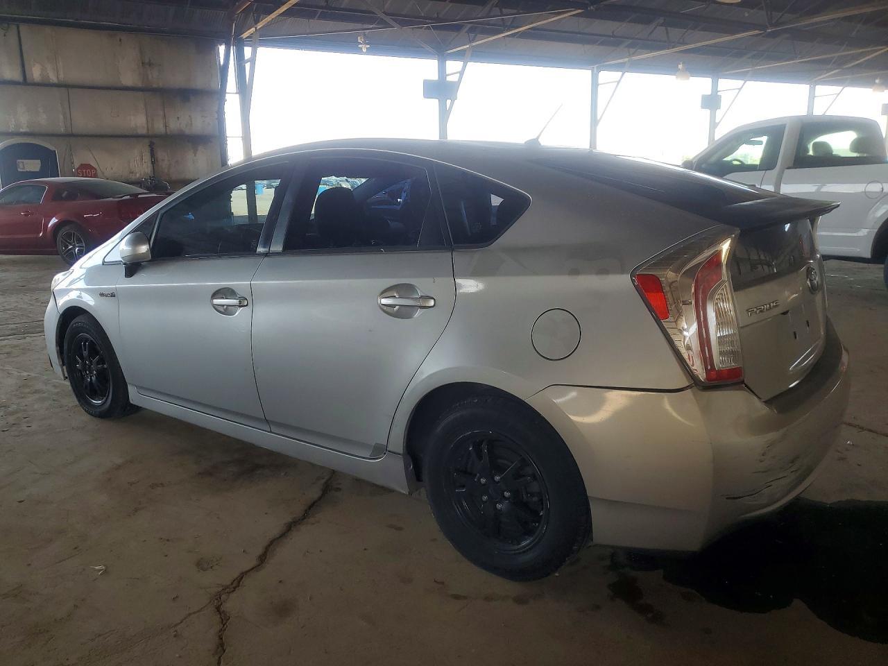 2013 TOYOTA PRIUS