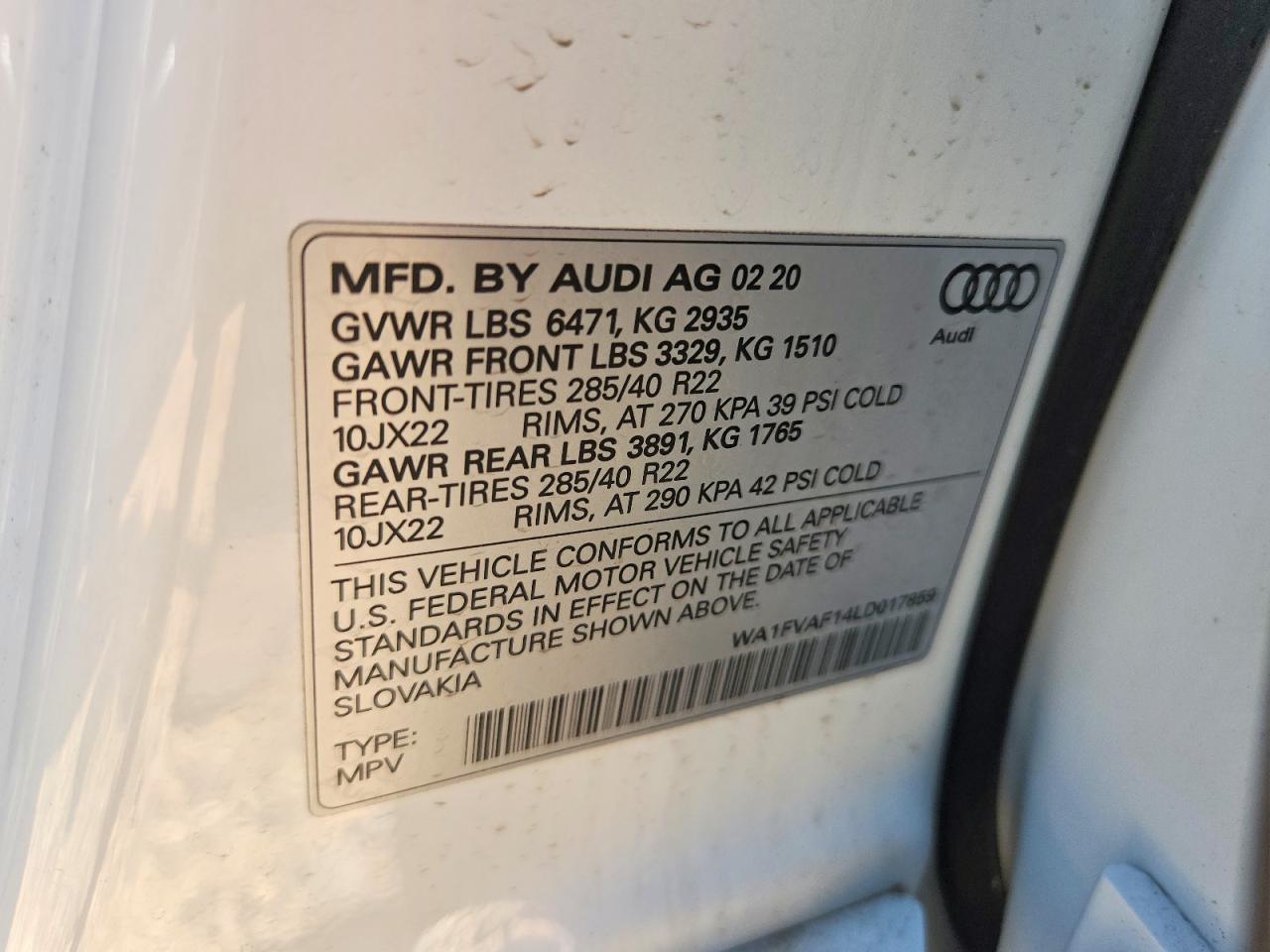2020 AUDI Q8