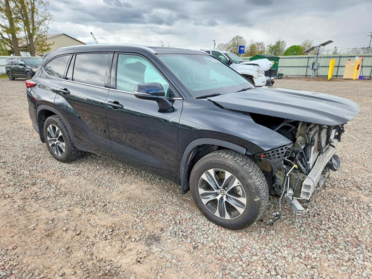2021 TOYOTA HIGHLANDER