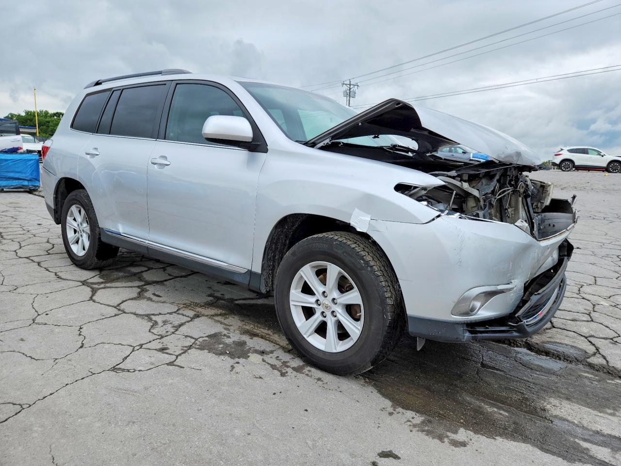 2013 TOYOTA HIGHLANDER