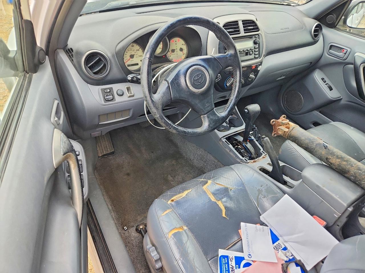 2001 TOYOTA RAV4