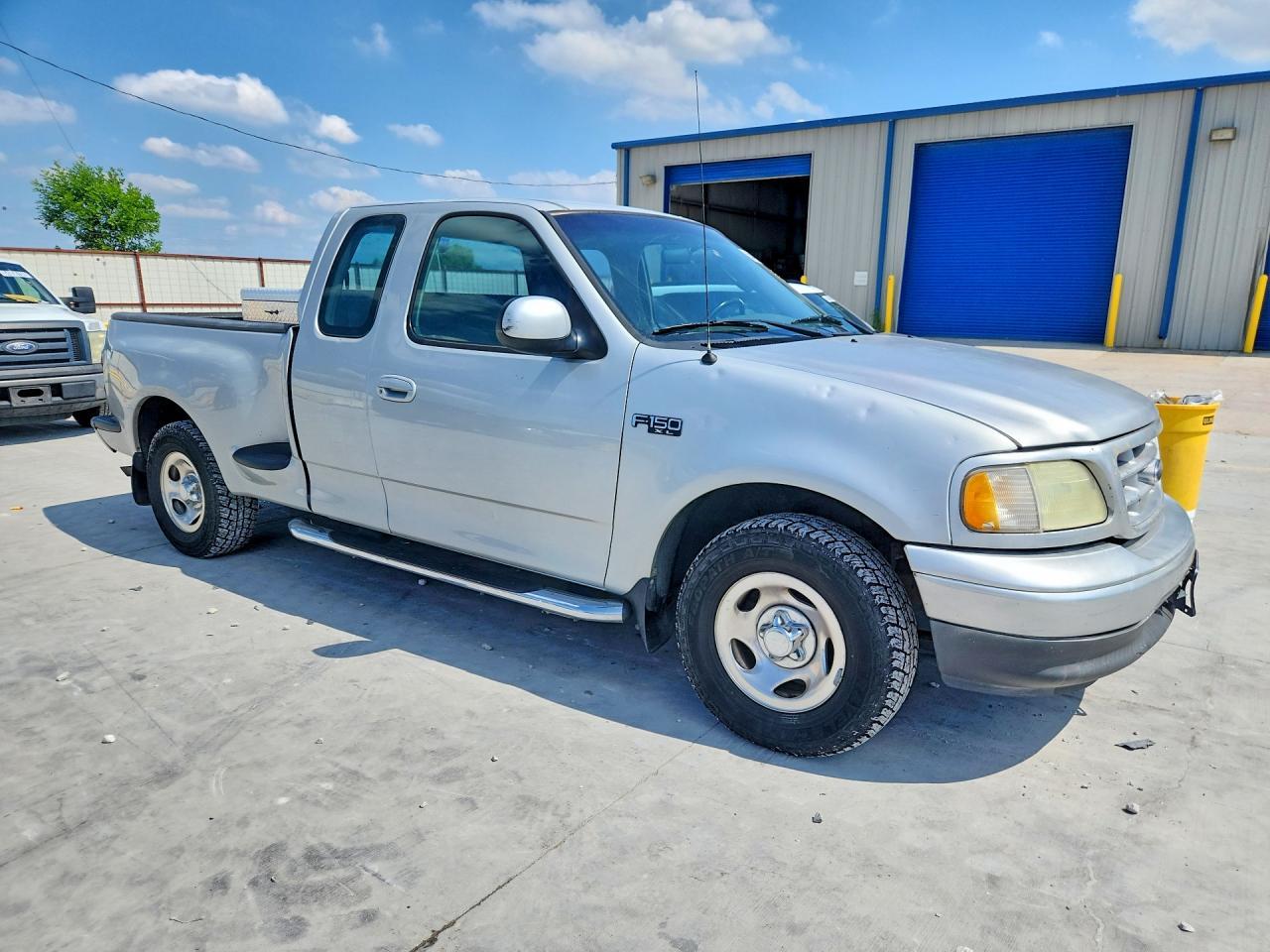 2003 FORD F-150 Lightning