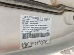 2001 FORD Crown Victoria
