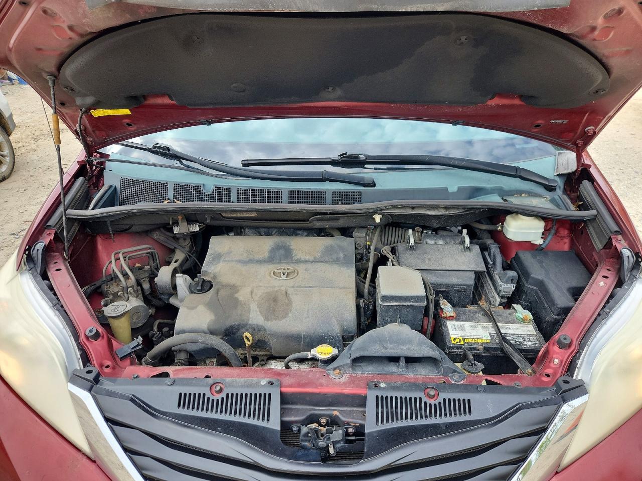 2014 TOYOTA SIENNA