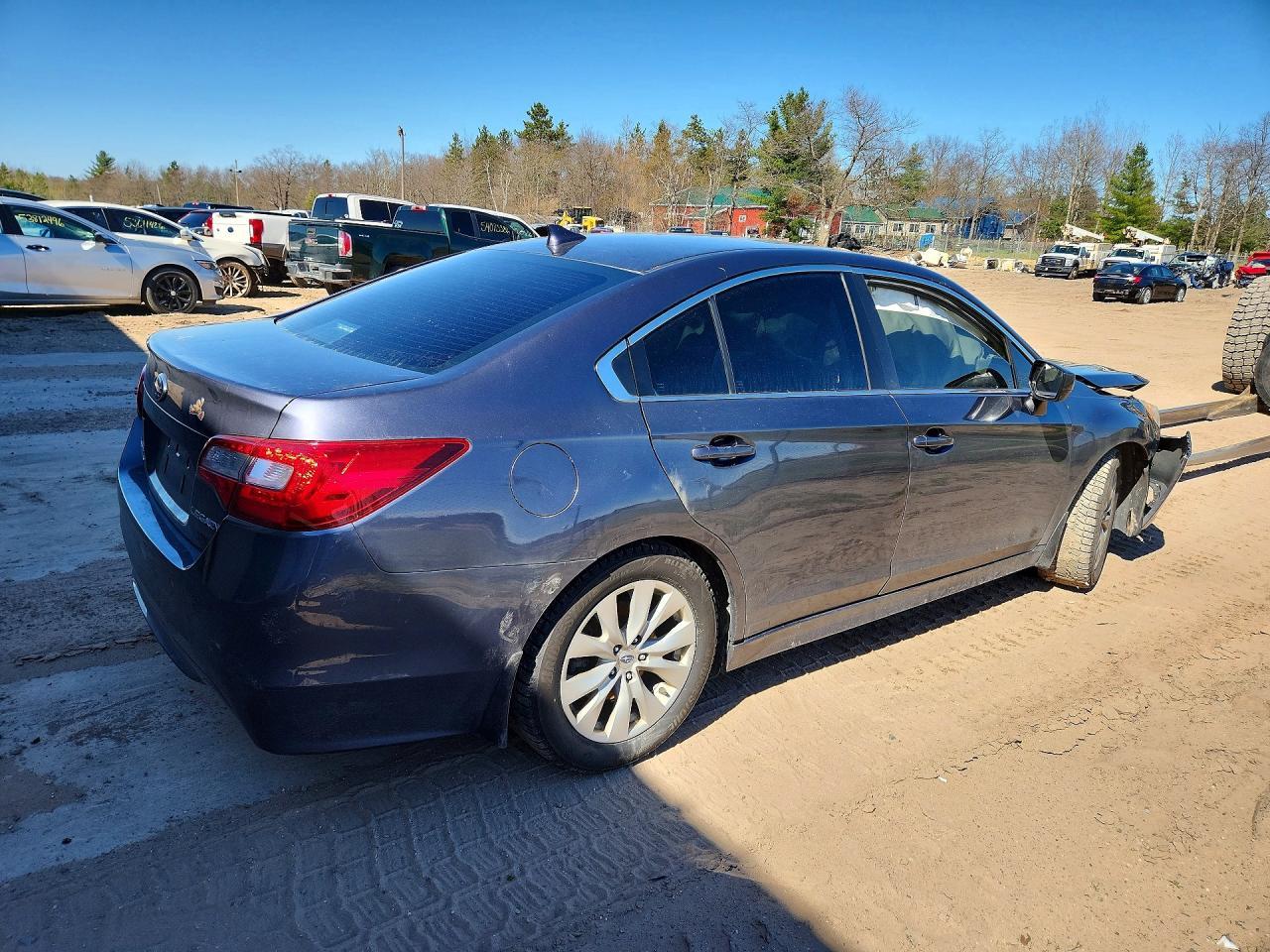 2016 SUBARU Legacy