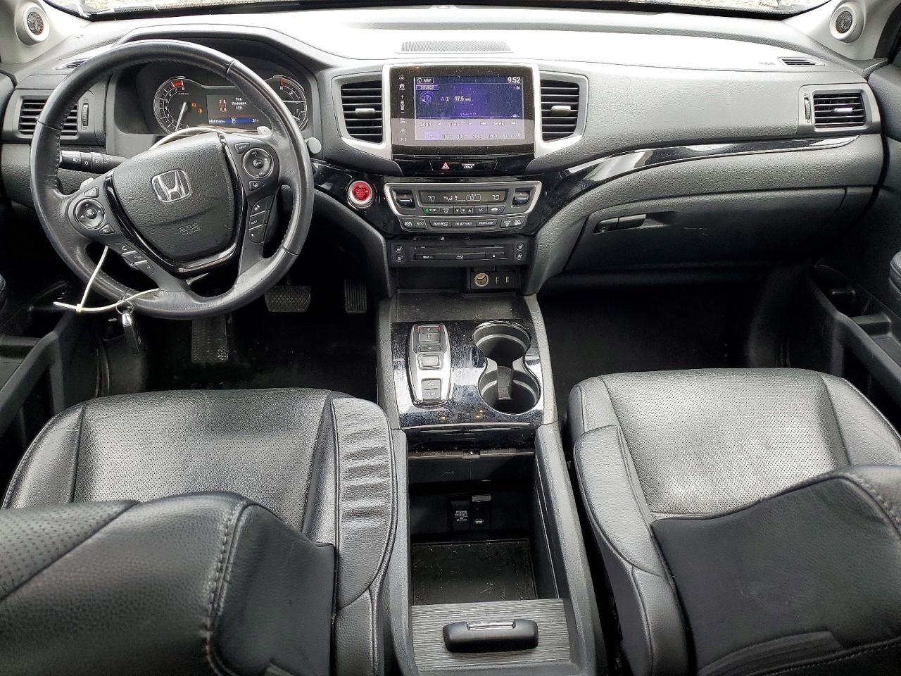 2017 HONDA PILOT