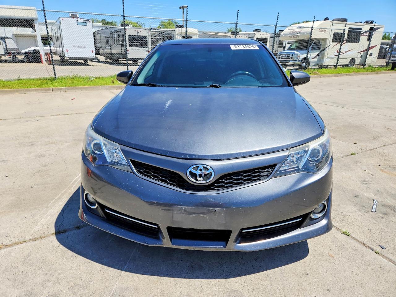 2014 TOYOTA CAMRY