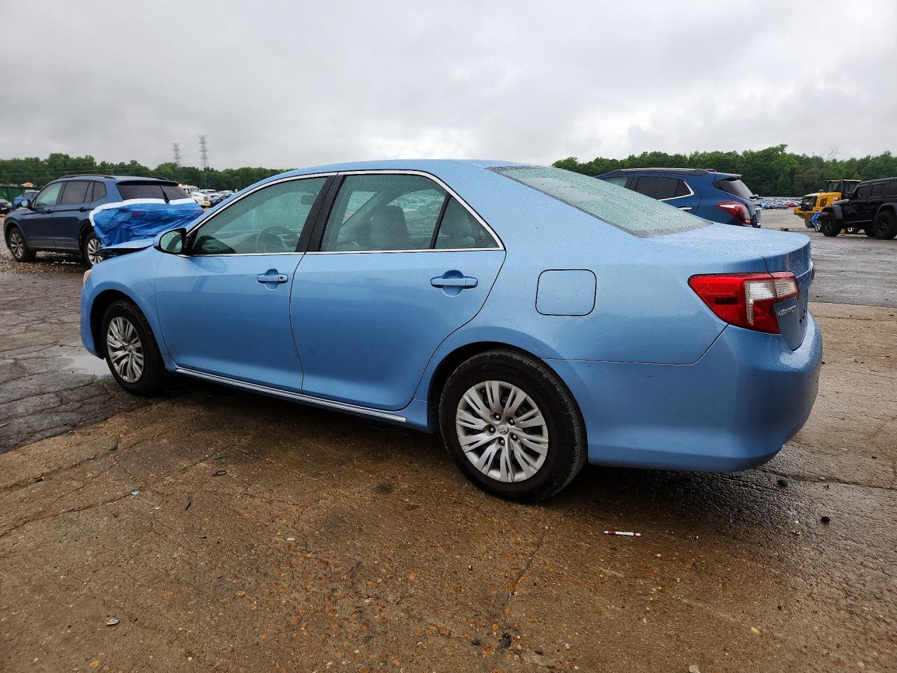 2012 TOYOTA CAMRY