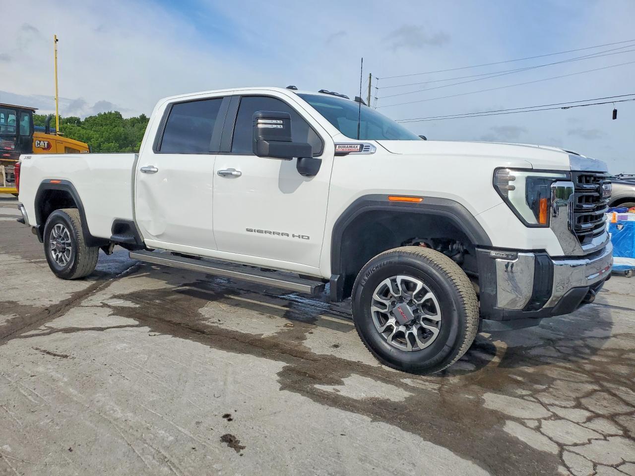 2024 GMC Sierra