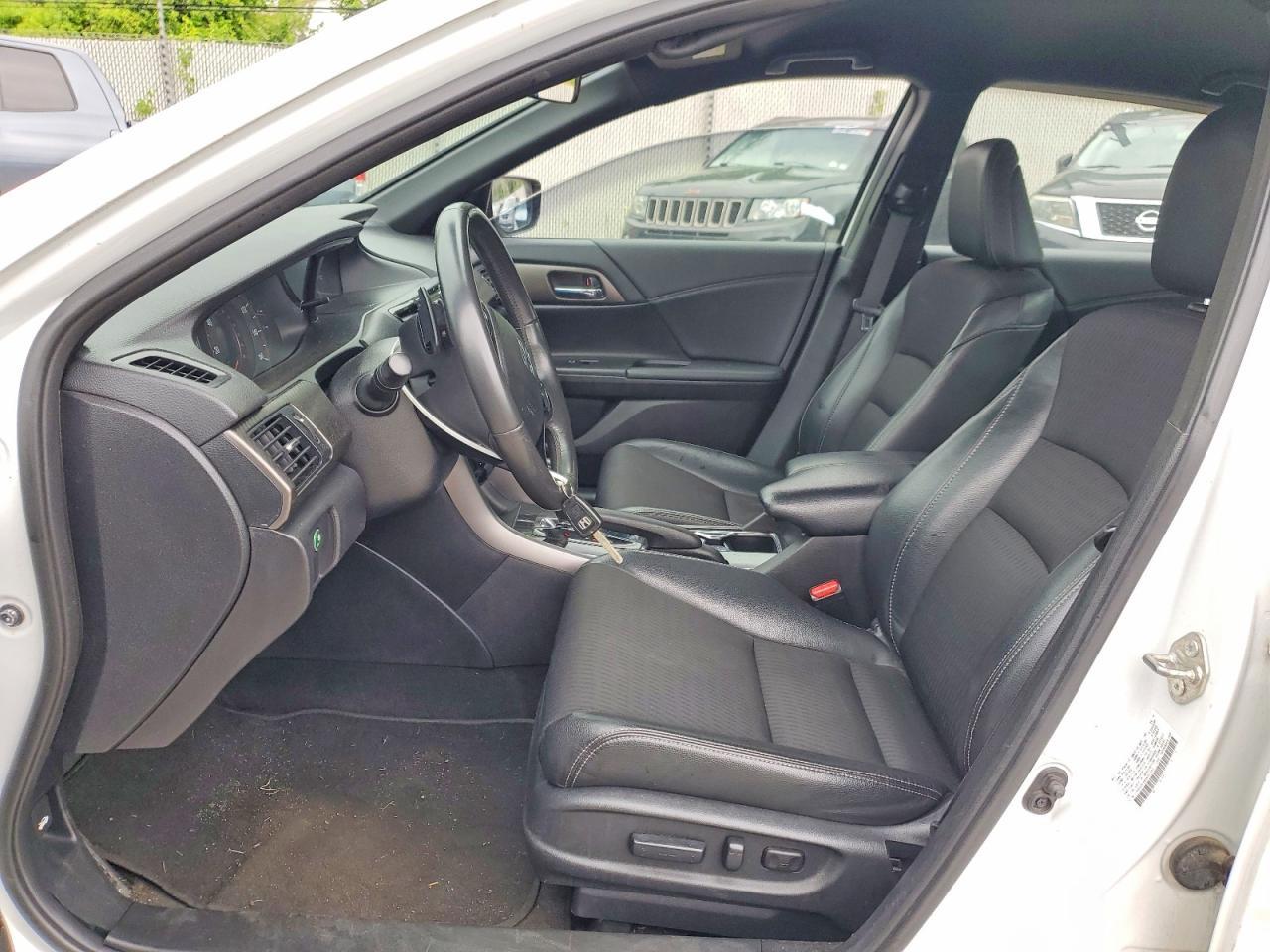 2017 HONDA ACCORD
