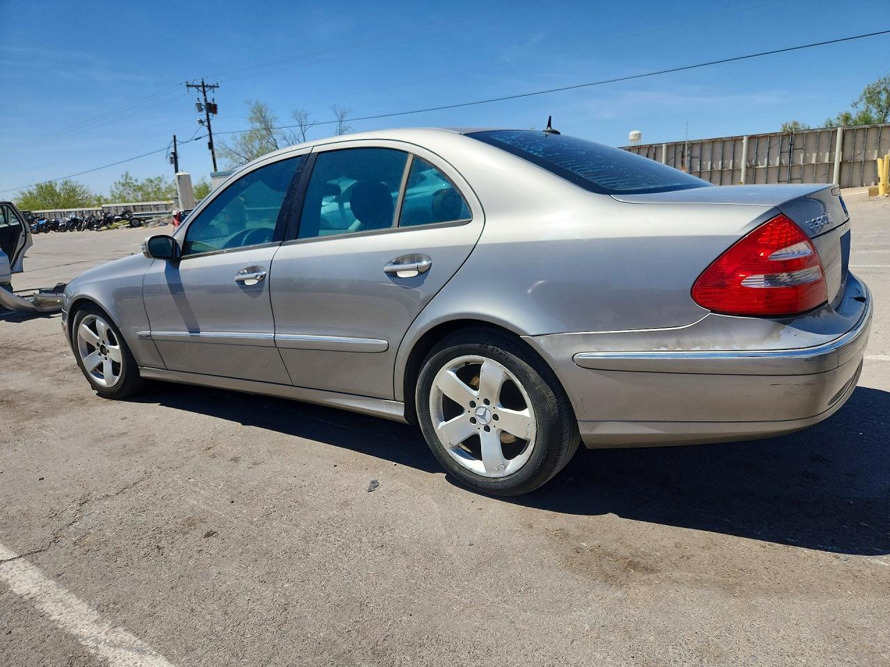 2003 MERCEDES-BENZ E-Class