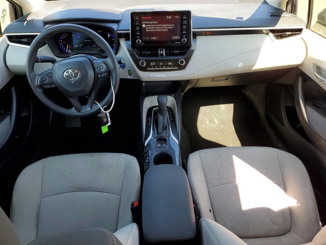 2021 TOYOTA COROLLA