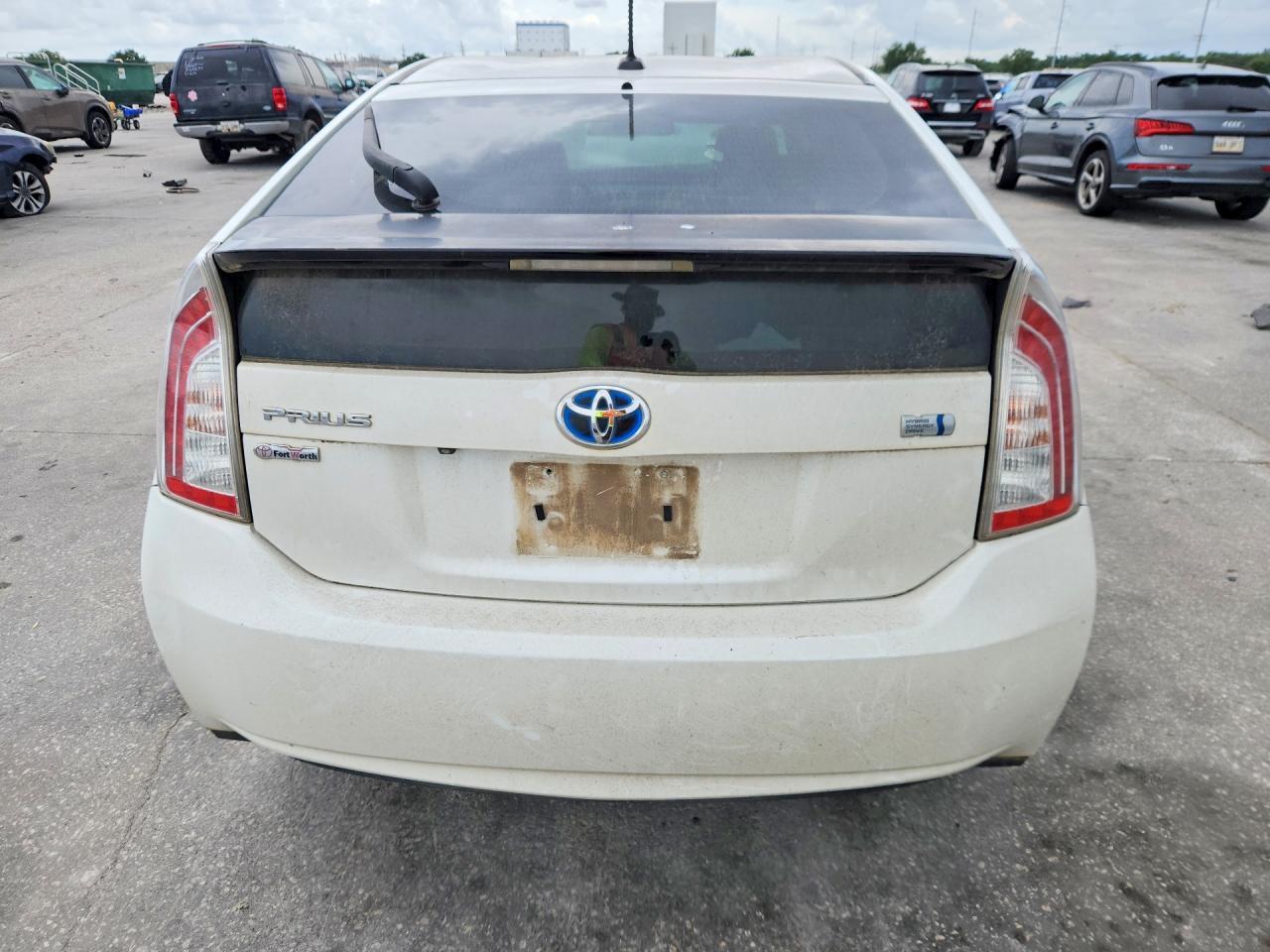 2014 TOYOTA PRIUS