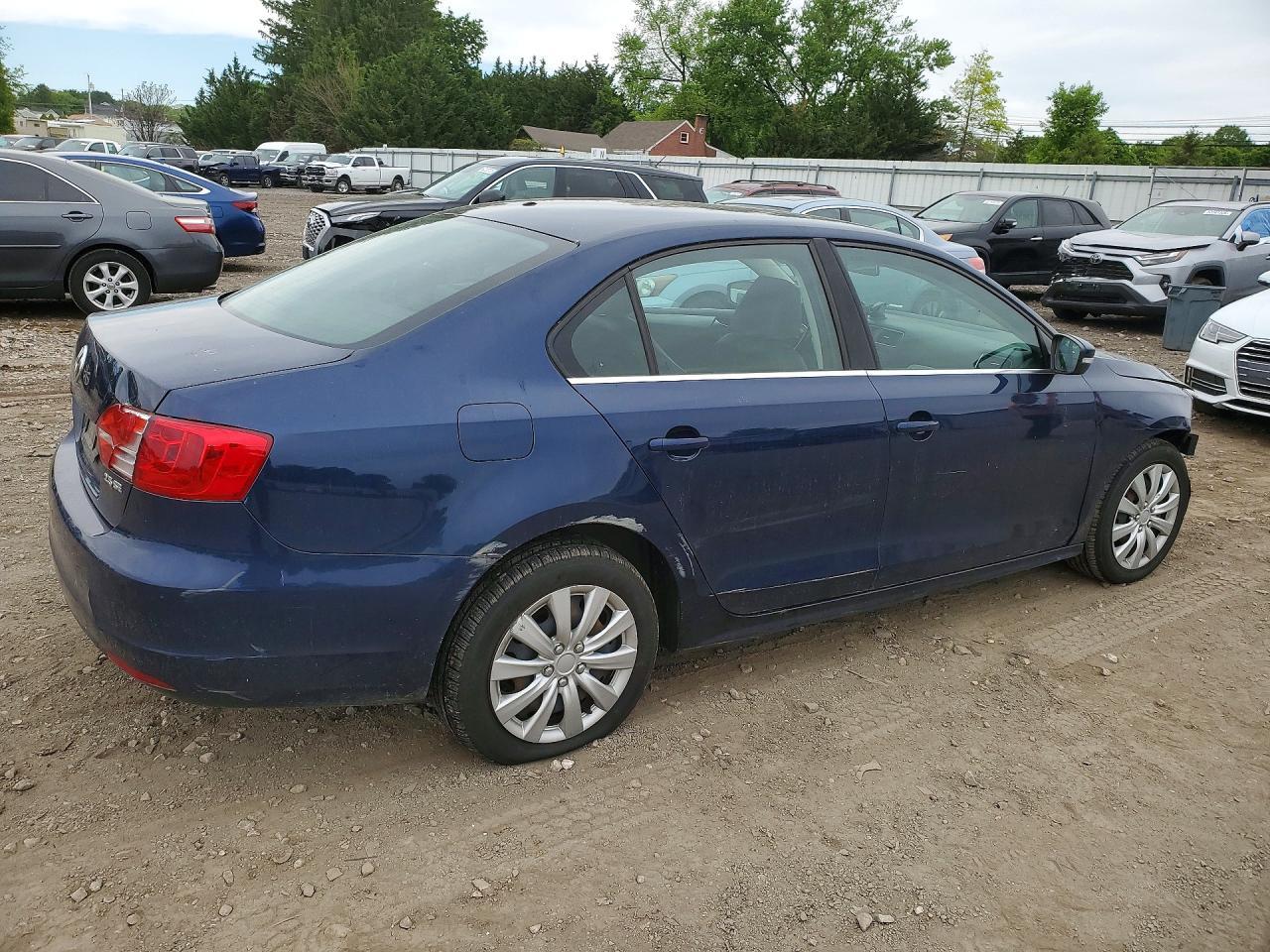 2013 VOLKSWAGEN JETTA
