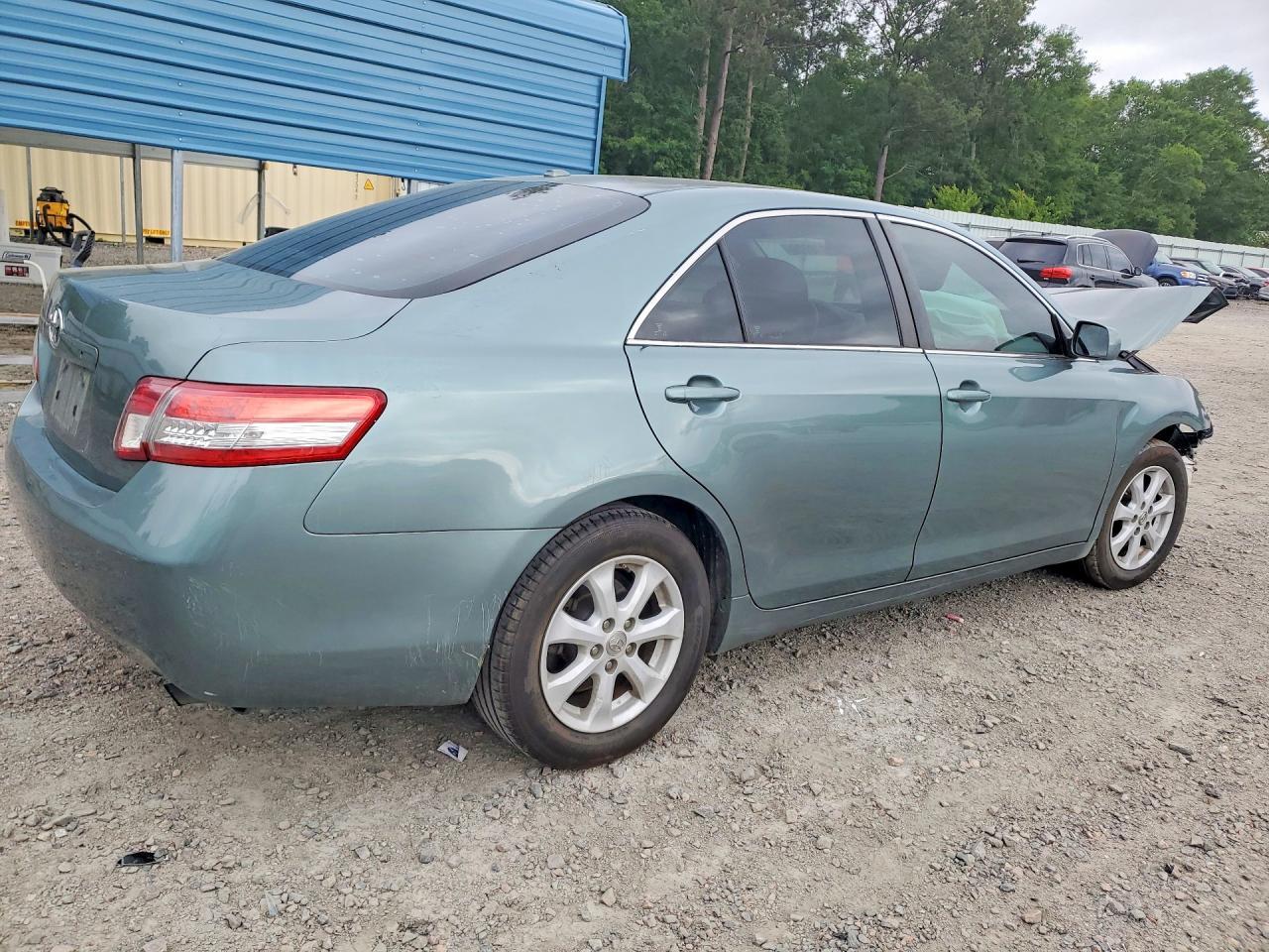 2010 TOYOTA CAMRY