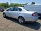 2010 VOLKSWAGEN Passat