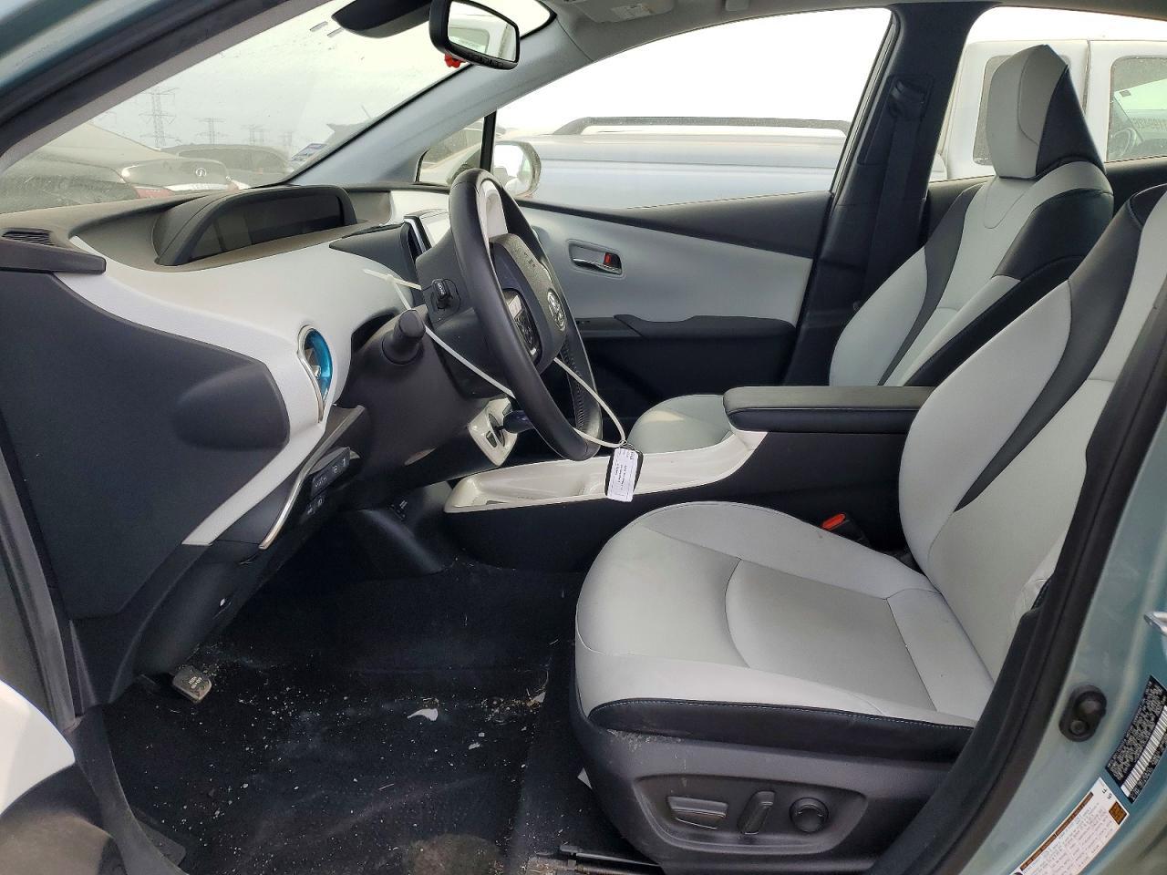 2018 TOYOTA PRIUS