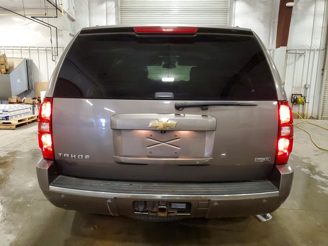 2011 CHEVROLET Tahoe