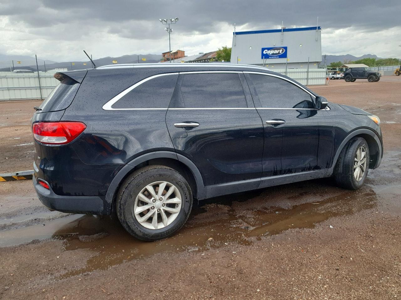 2016 KIA SORENTO