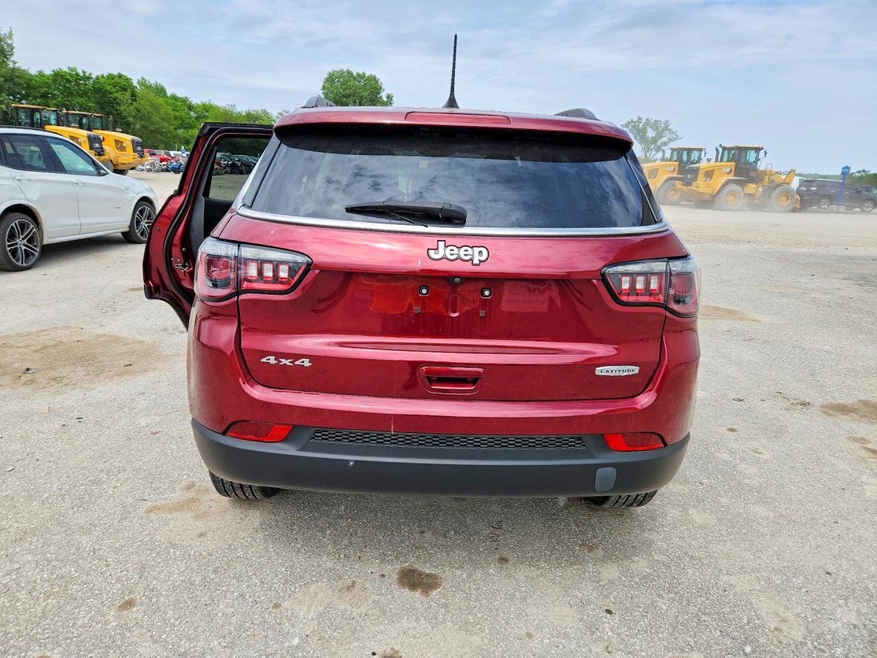 2021 JEEP Compass