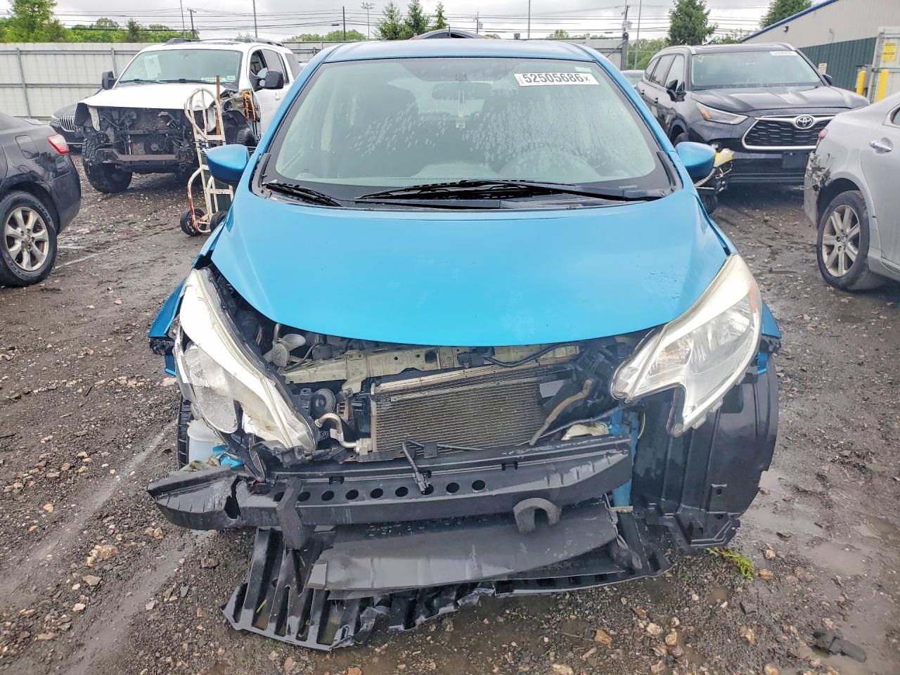 2016 NISSAN Versa Note