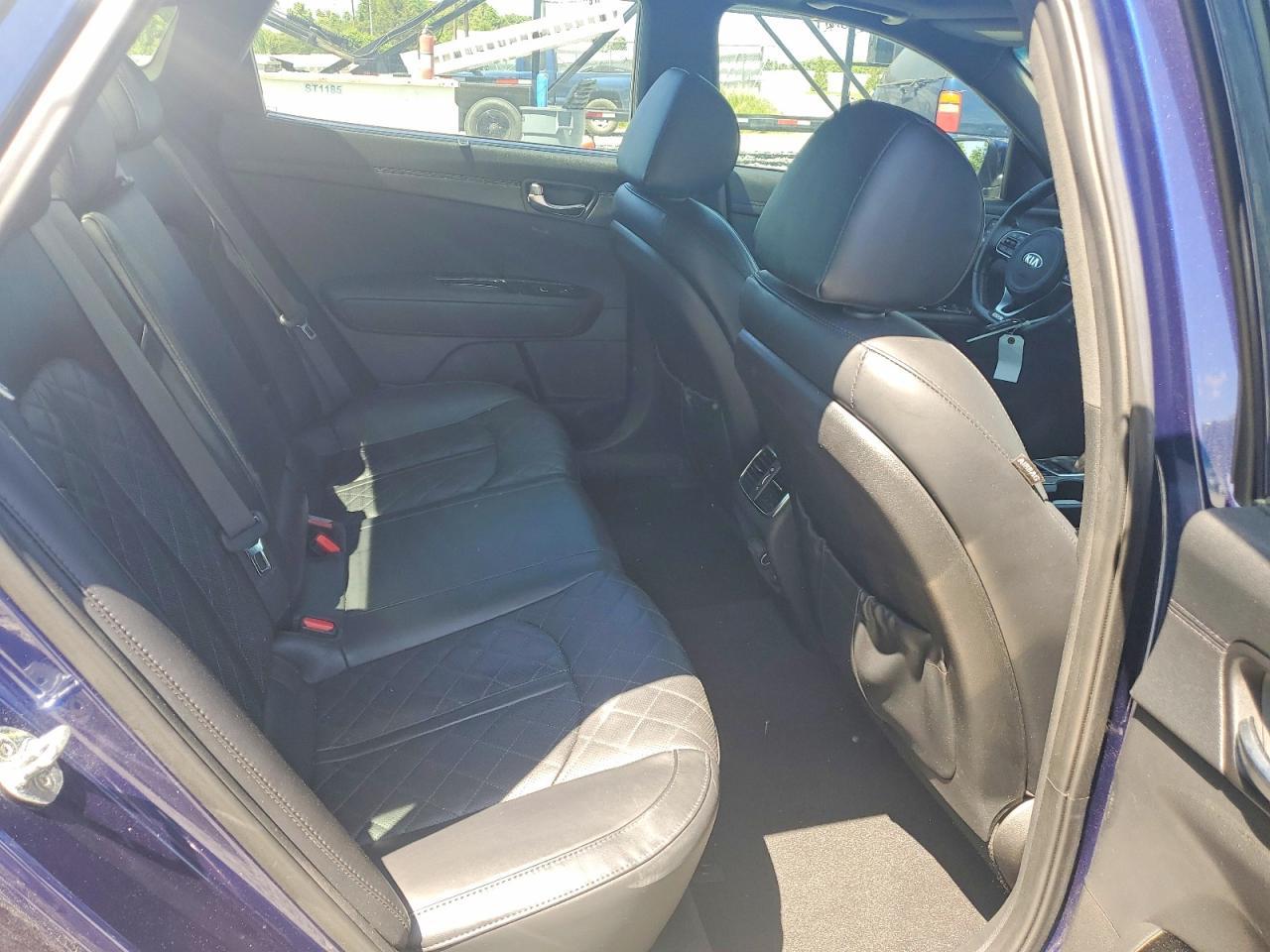 2017 KIA OPTIMA