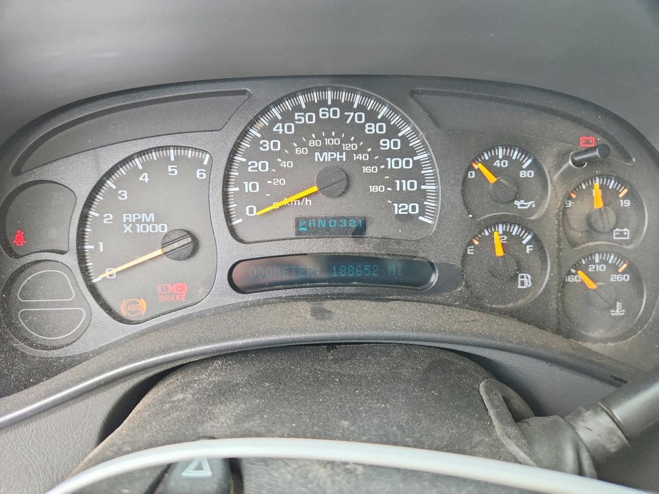 2004 CHEVROLET Silverado
