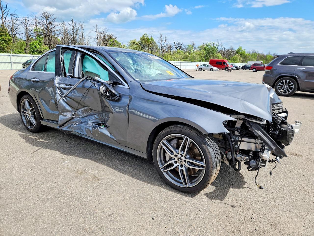 2020 MERCEDES-BENZ E-Class