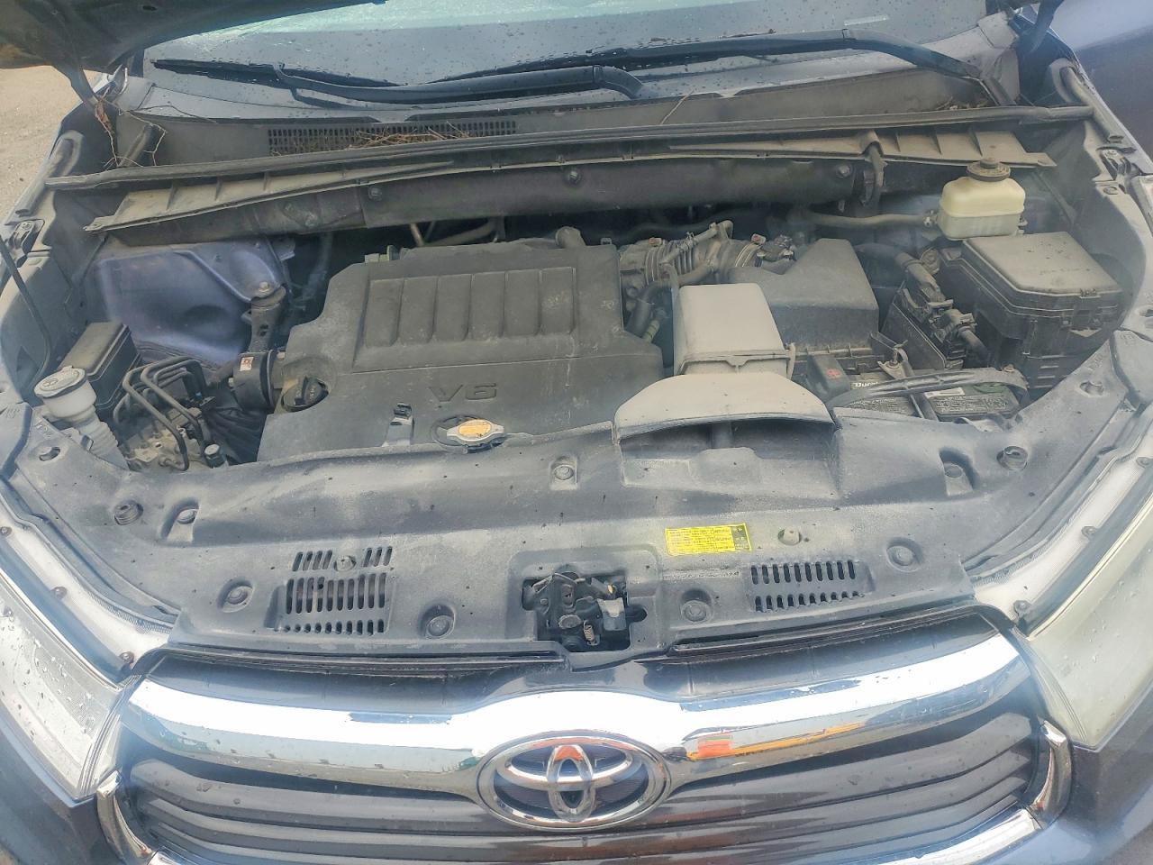 2015 TOYOTA HIGHLANDER