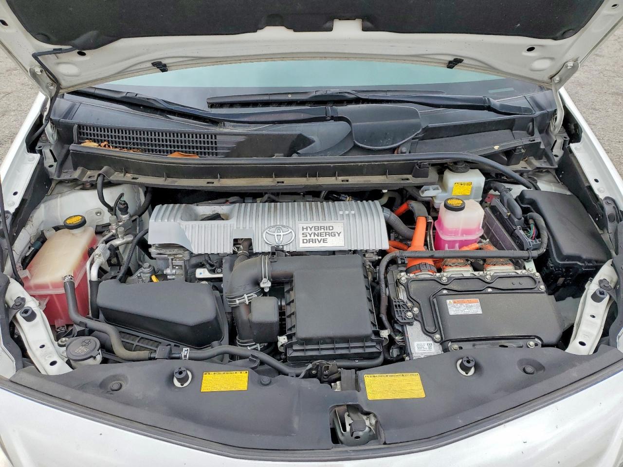 2014 TOYOTA PRIUS V
