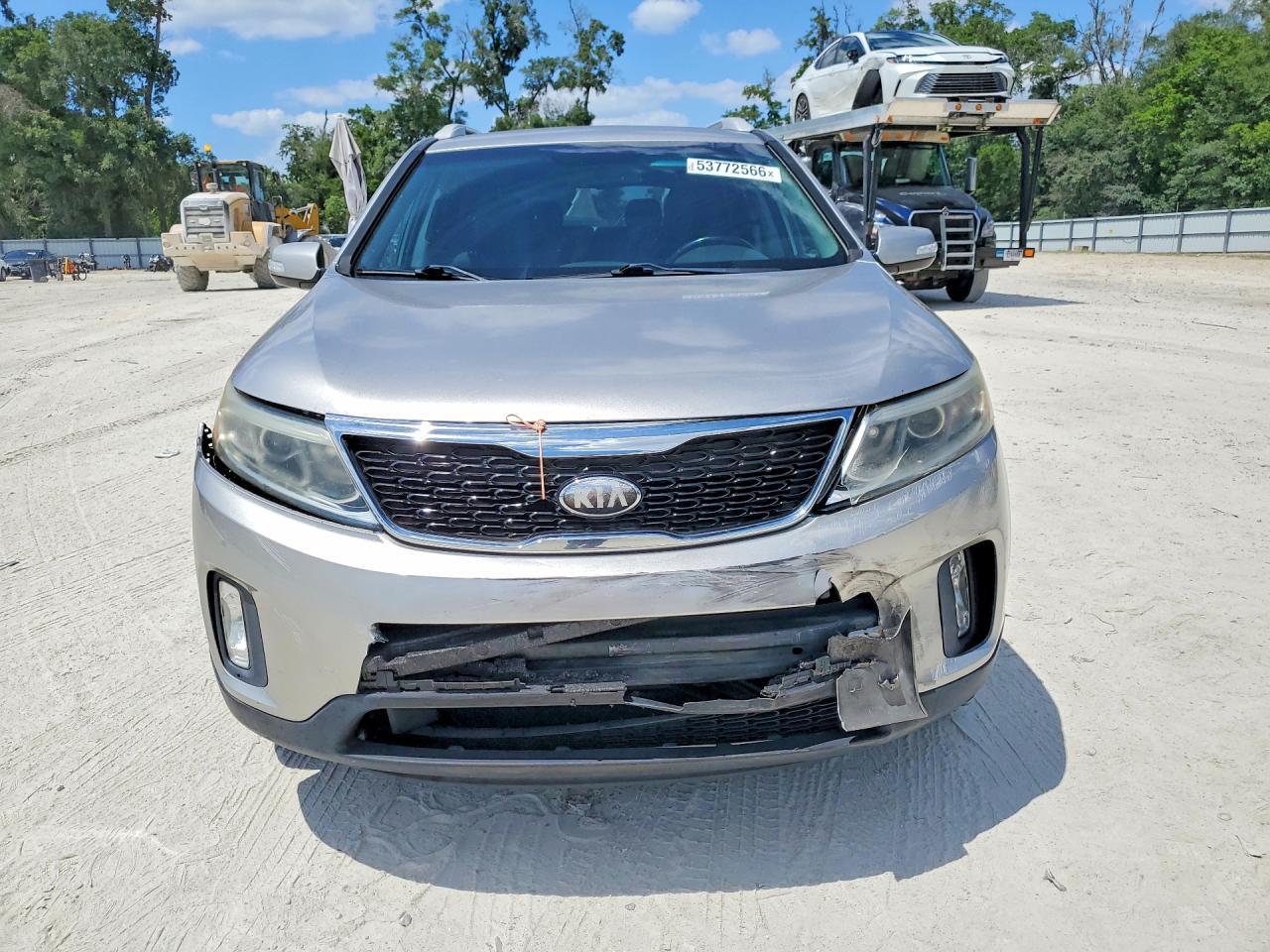 2014 KIA SORENTO