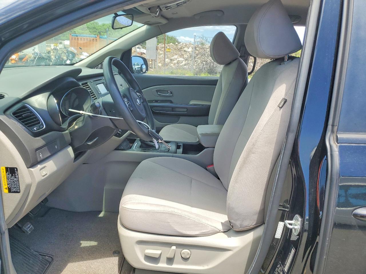 2016 KIA SEDONA