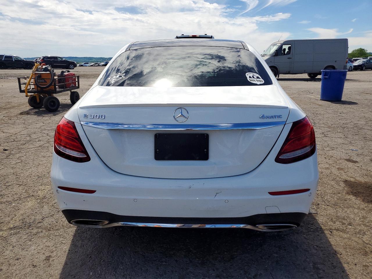 2017 MERCEDES-BENZ E-Class