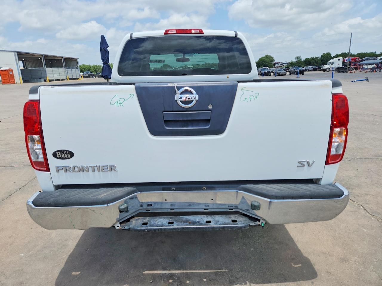 2012 NISSAN Frontier
