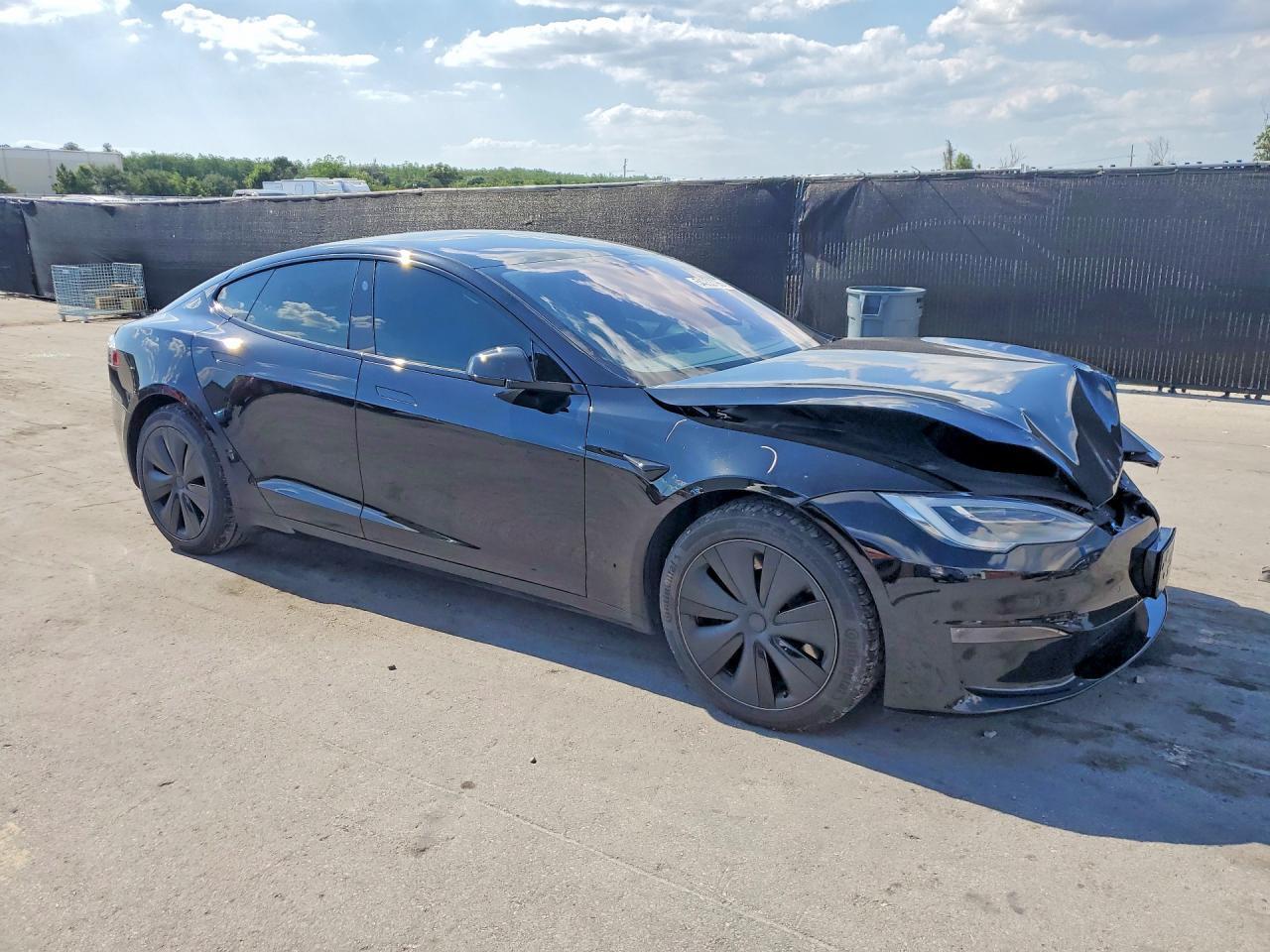 2021 TESLA MODEL S