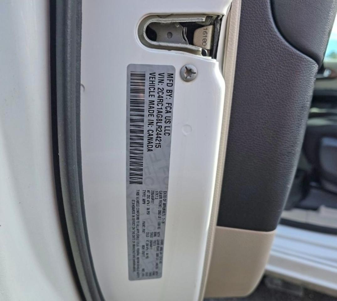 2020 CHRYSLER Voyager