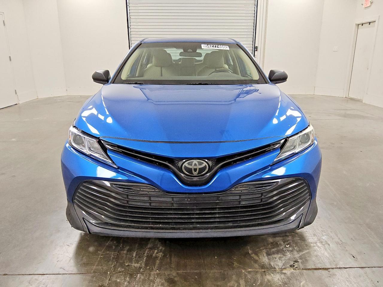 2019 TOYOTA CAMRY